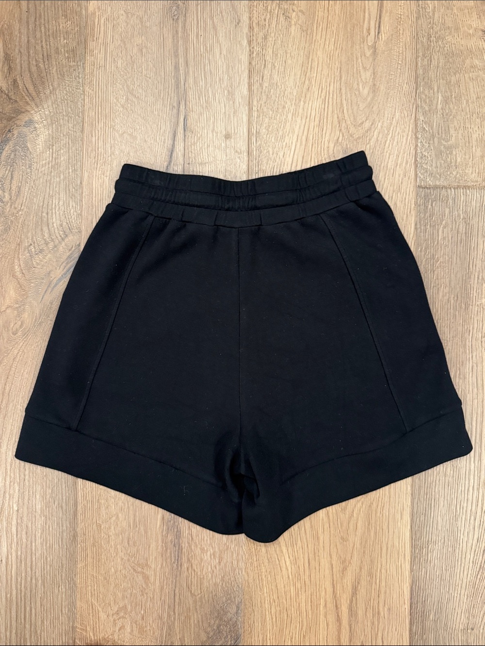 Varley Black Alder Sweat Shorts - Picture 6 of 8